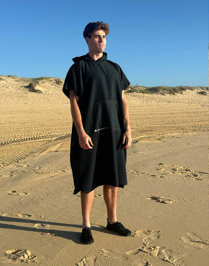 SAND FREE HOODED TOWEL - UNISEX