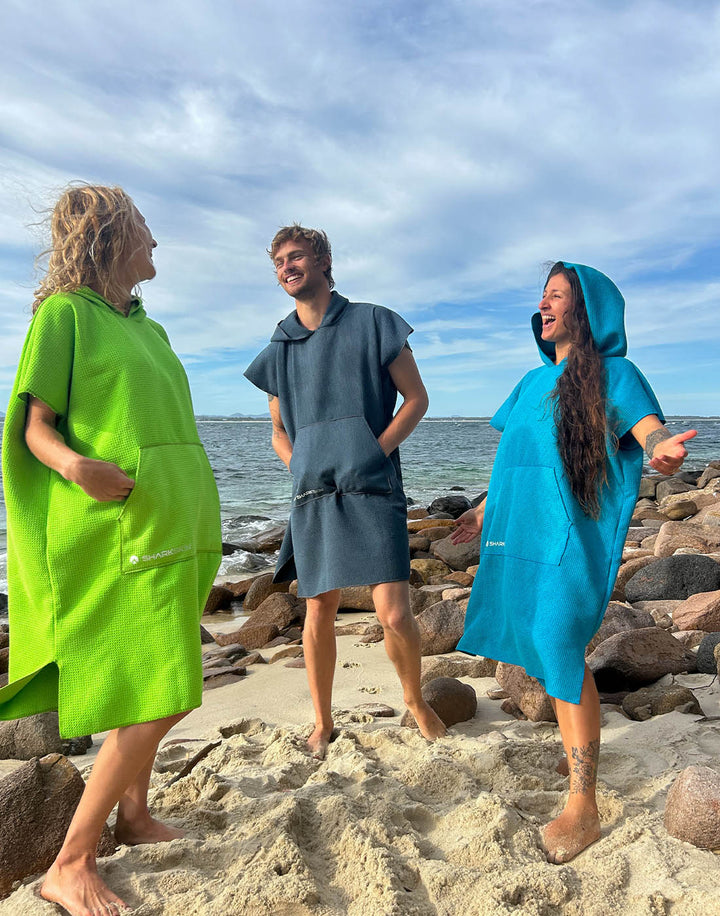 SAND FREE HOODED TOWEL - UNISEX