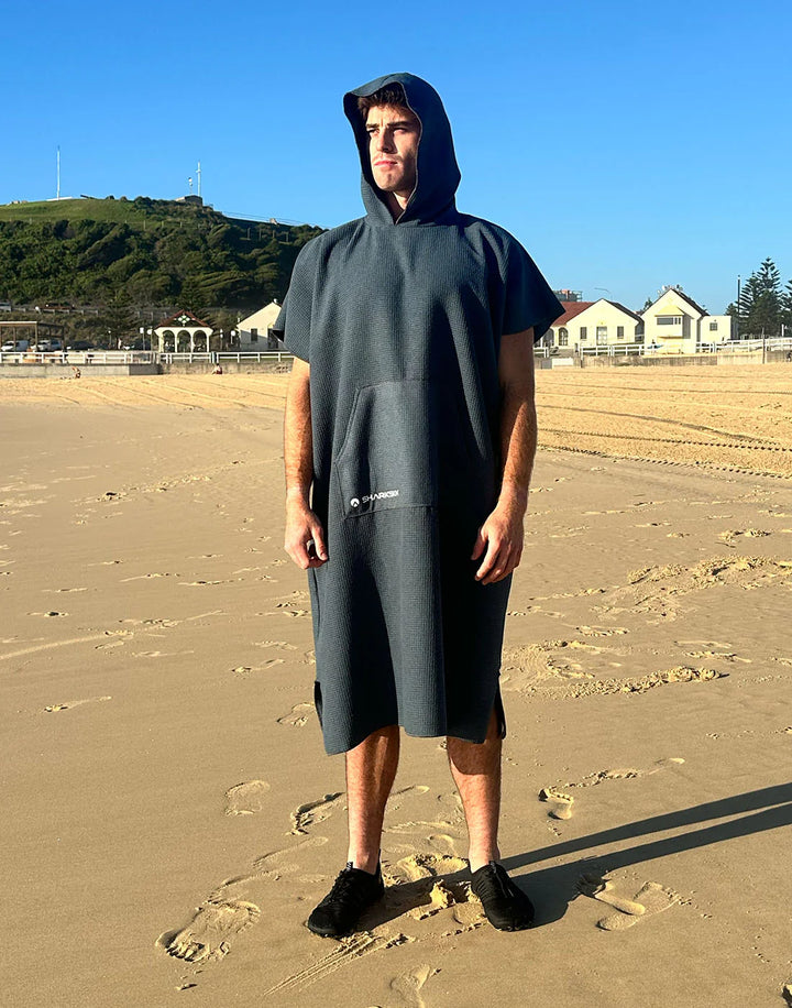 SAND FREE HOODED TOWEL - UNISEX