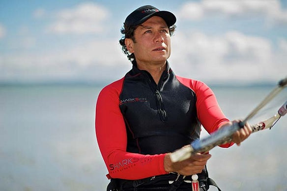 PERFORMANCE WEAR LONG SLEEVE TOP - MENS